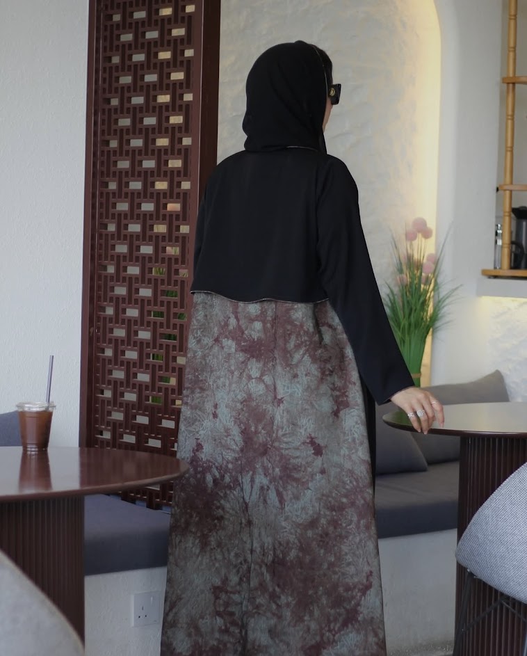 قماش الكريب الأسود مع قماش لينن فيسكوس الملون - الصورة 3