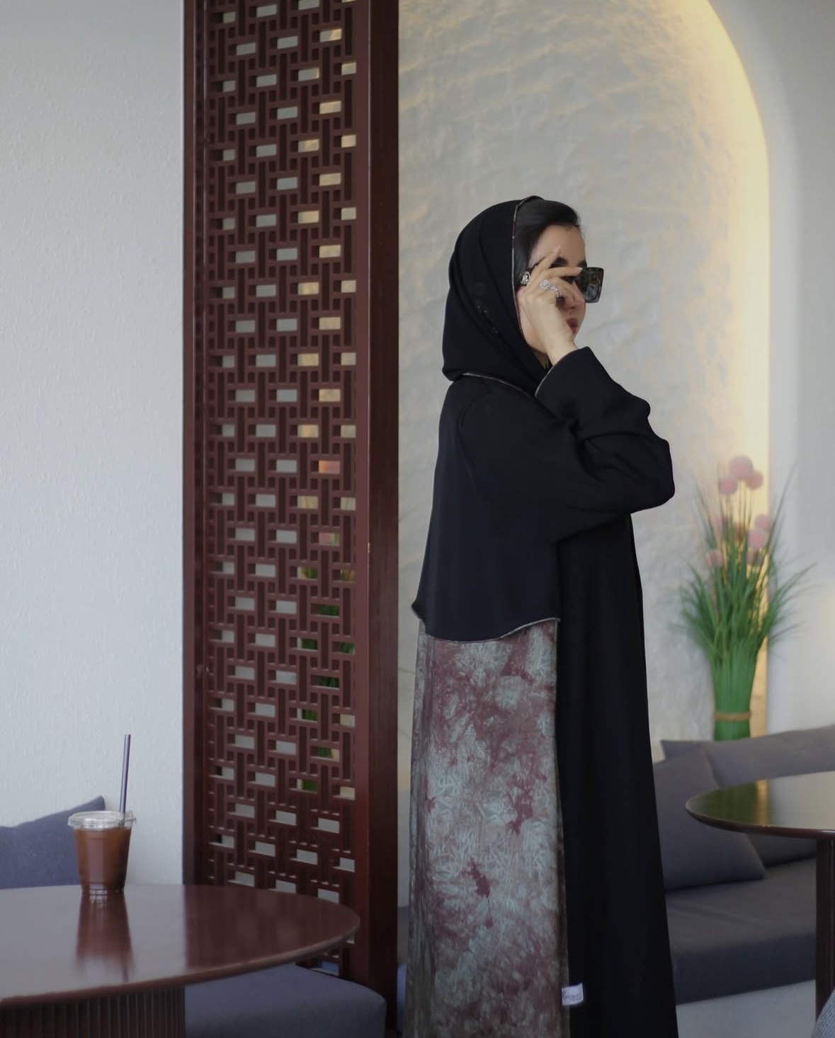 عباية كريب اسود