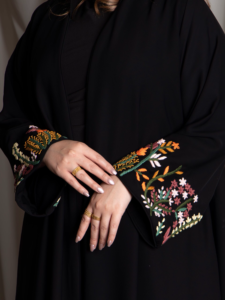 عباية قماش كريب